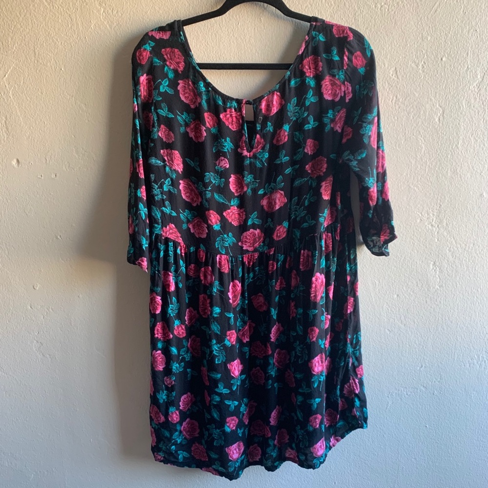 Divided H&M Roses Dress - Picture 2 of 2